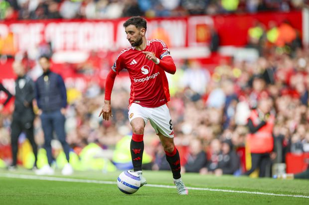 Bruno Fernandes, capitão do Manchester United, interessa ao Al Hilal