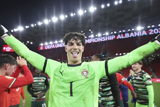 Romário Cunha explica os três penáltis defendidos: «Foi instinto»