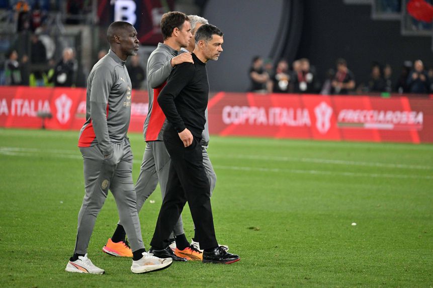 Sérgio Conceição com a restante equipa técnica