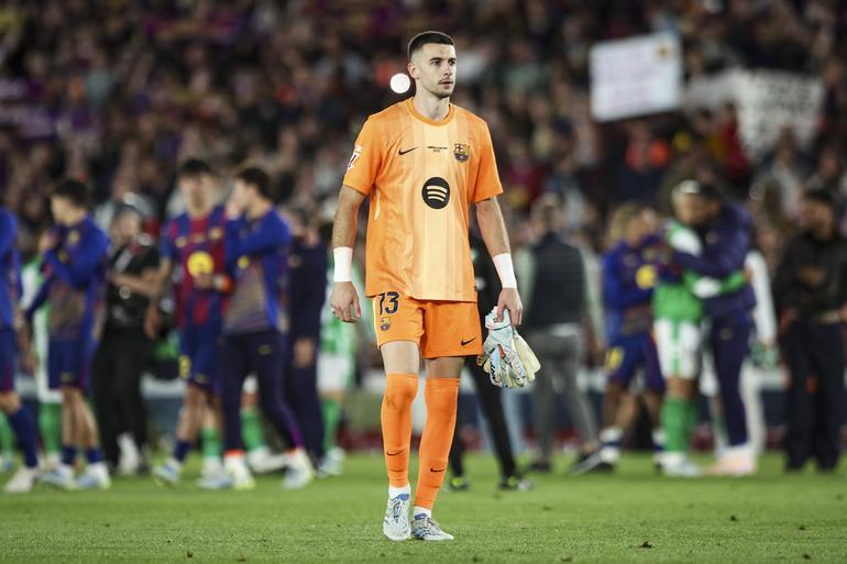 Foi chegar, ver e vencer para Joan Garcia, dono e senhor da baliza do Barcelona e vencedor do Prémio Zamora, atribuído ao melhor guarda-redes da LaLiga - Foto: IMAGO