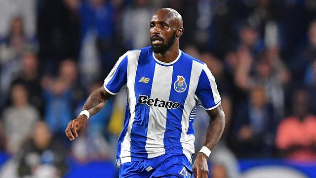 «Não me surpreenderia que o FC Porto fosse à procura de jogadores mais experientes»