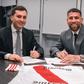 Otamendi rubricou contrato de ano e meio