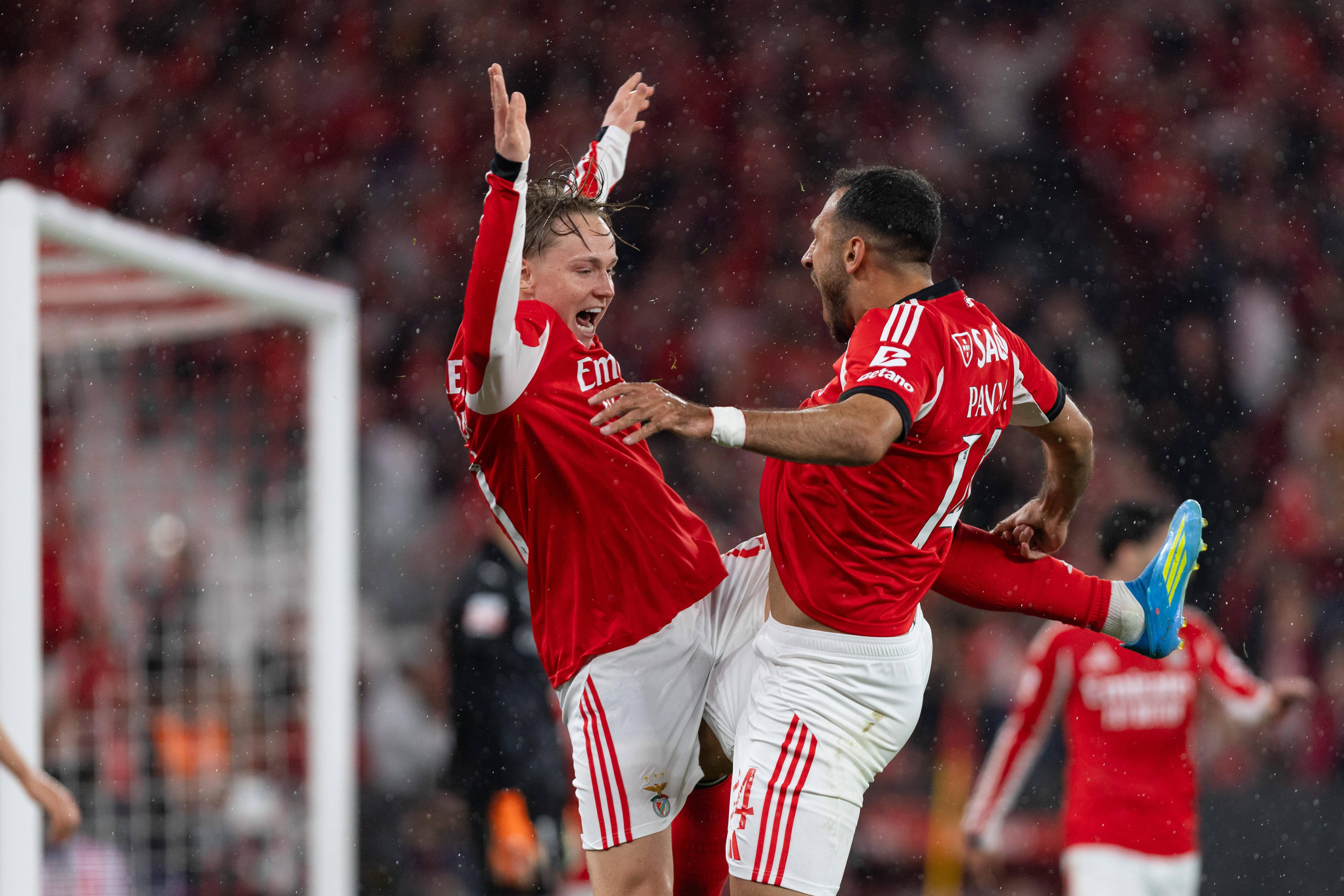 23 - Benfica. 824.160.000
