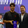 Ricardo Teixeira, central da Académica foi eleito para a equipa do ano da Liga 3 - Foto: FPF