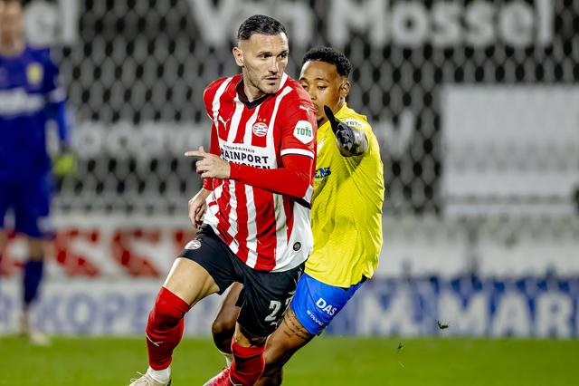Lucas Pérez fez apenas três jogos pelo PSV