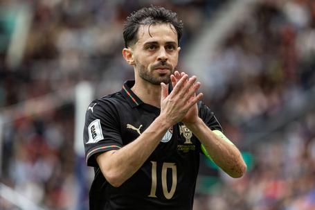 Benfica: Bernardo Silva devia dizer tudo de uma vez