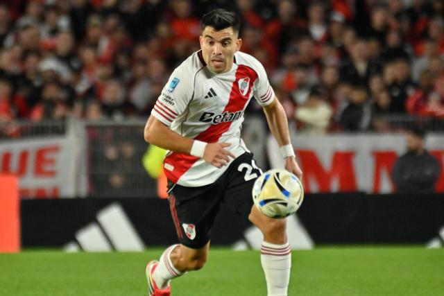 Acuna ao serviço do River Plate