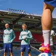 Schjelderup e Aursnes enfrentam a Suécia, num jogo de preparação a contar para o Mundial, às 18h00