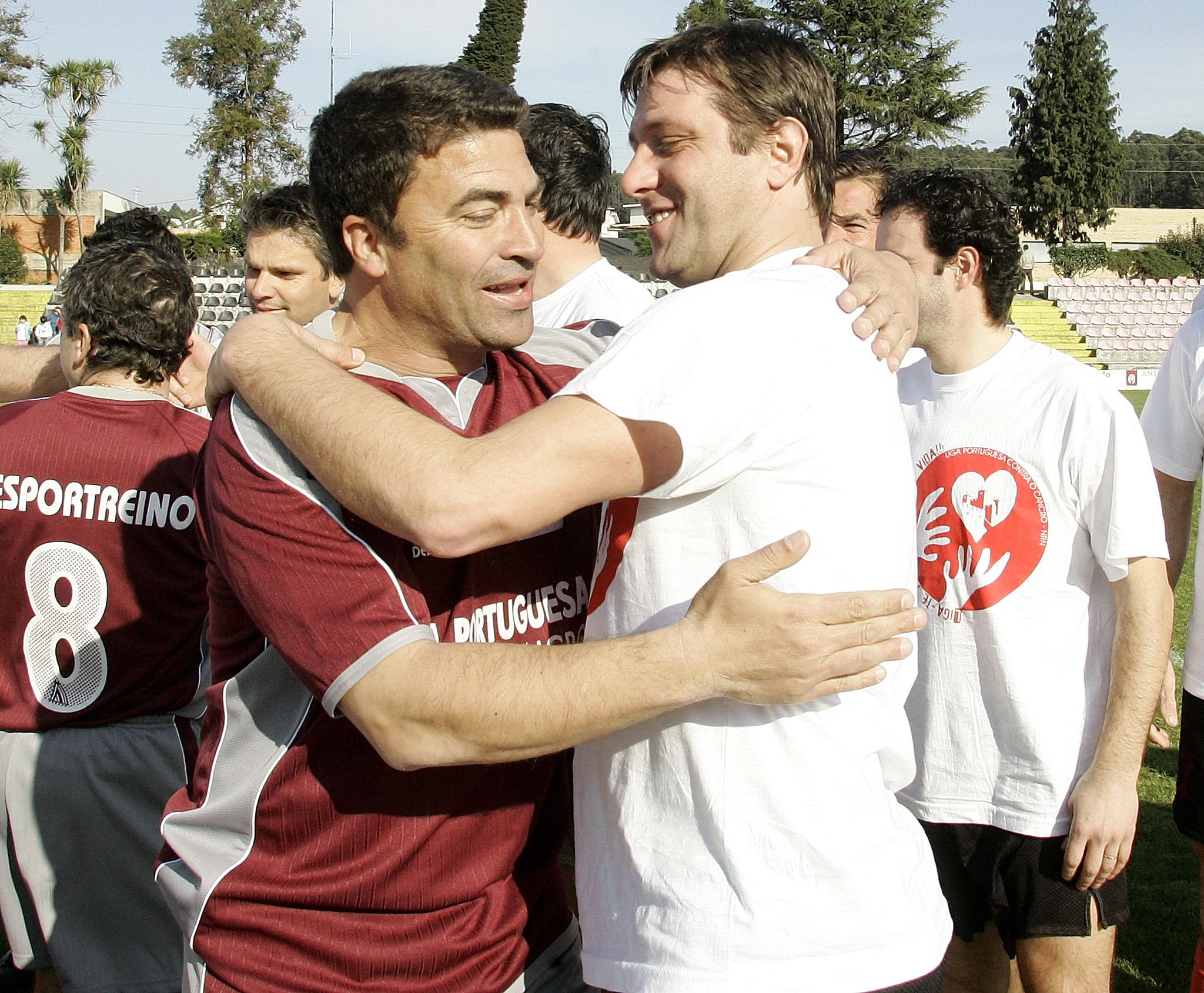 13/11/2006: Pedro Martins assume pela primeira vez a posição de treinador principal num clube: União de Lamas.