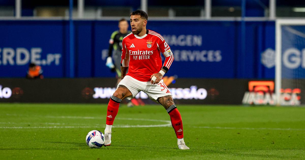 Otamendi assina esta sexta-feira com o River Plate