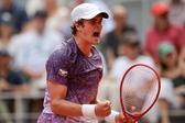 João Fonseca surpreendeu e eliminou Djokovic em Roland Garros