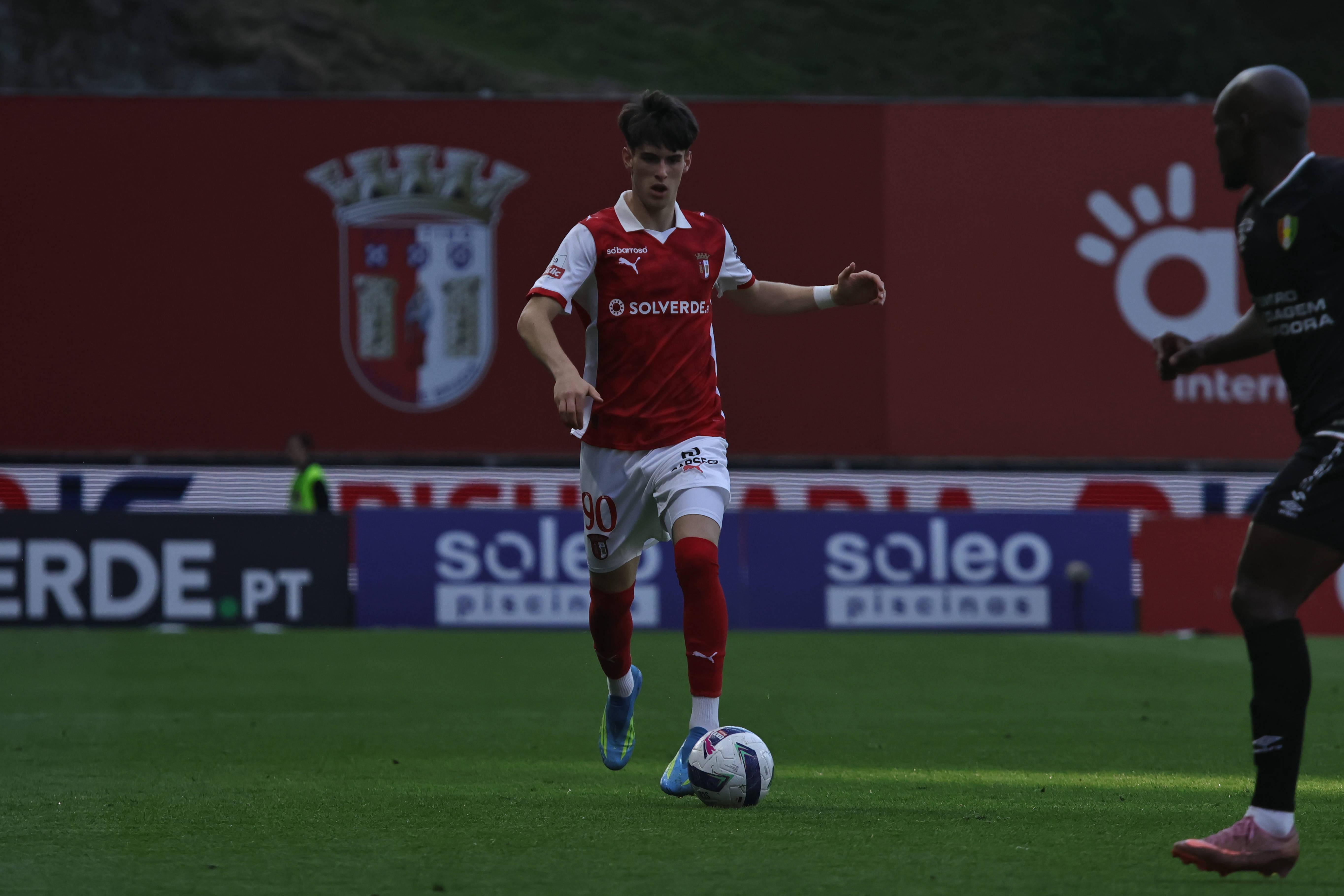 Luisinho aproveitou as oportunidades concedidas por Carlos Vicens e aspira a fixar-se na elite do SC Braga