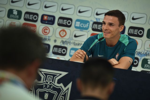 O futuro no Bayern, a resposta forte à derrota e o elogio a Sporar: tudo o que disse Palhinha