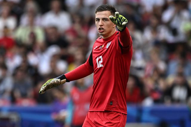 Selecionador da equipa olímpica espera Trubin nos Jogos Olímpicos com base em... Otamendi