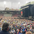 VÍDEO: Fãs da Suíça celebram vitória no Euro 2024 em concerto dos AC/DC