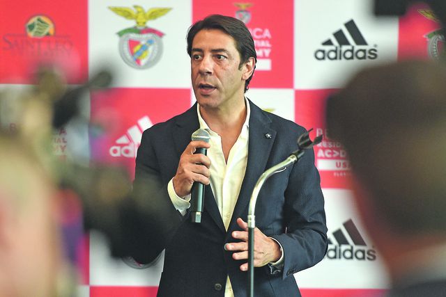 Rui Costa, na apresentação da Benfica Residential Academy, em Tampa, Estados Unidos