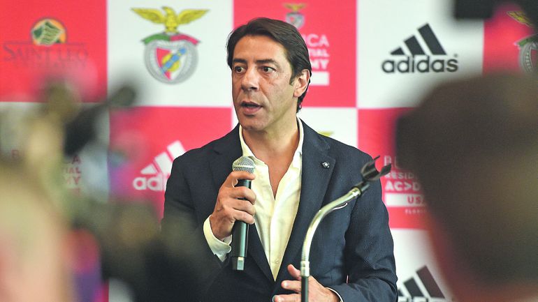 «Acho lastimável que Rui Costa tenha feito o anúncio num vídeo»