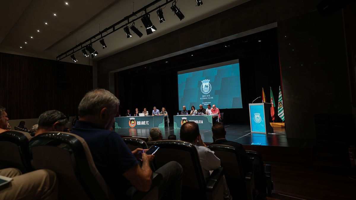 Orçamento de Base Zero aprovado no Rio Ave (que vai jogar nos Arcos)