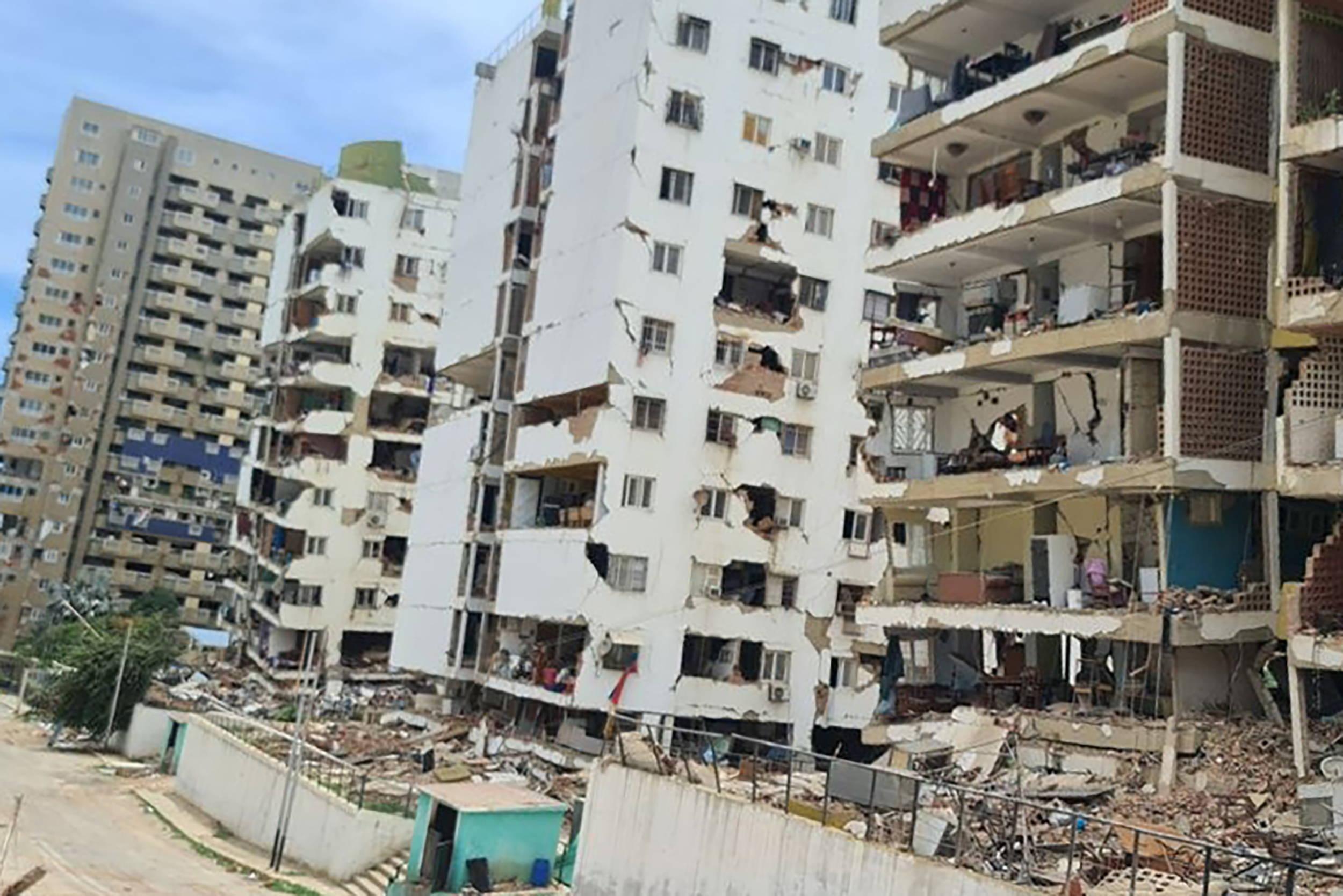 Operações de resgate na Venezuela após colapso de vários edifícios e estruturas na sequência de dois fortes terramotos - Foto: IMAGO