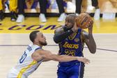 Curry e LeBron James- Foto: IMAGO