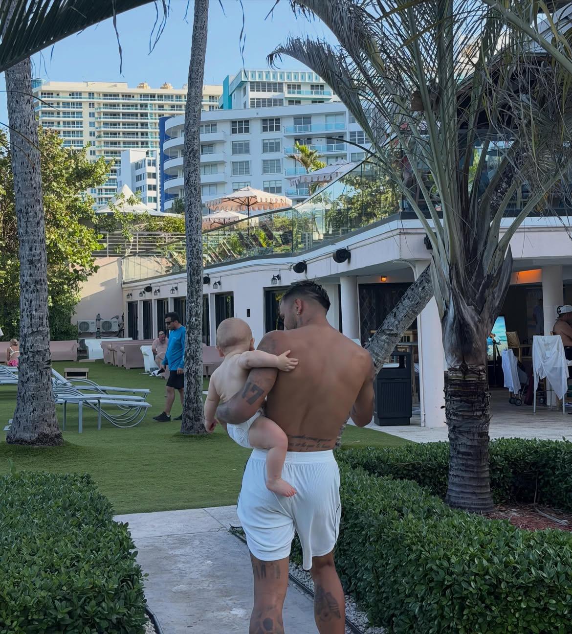 Zalazar e a família em Miami - Foto: instagram