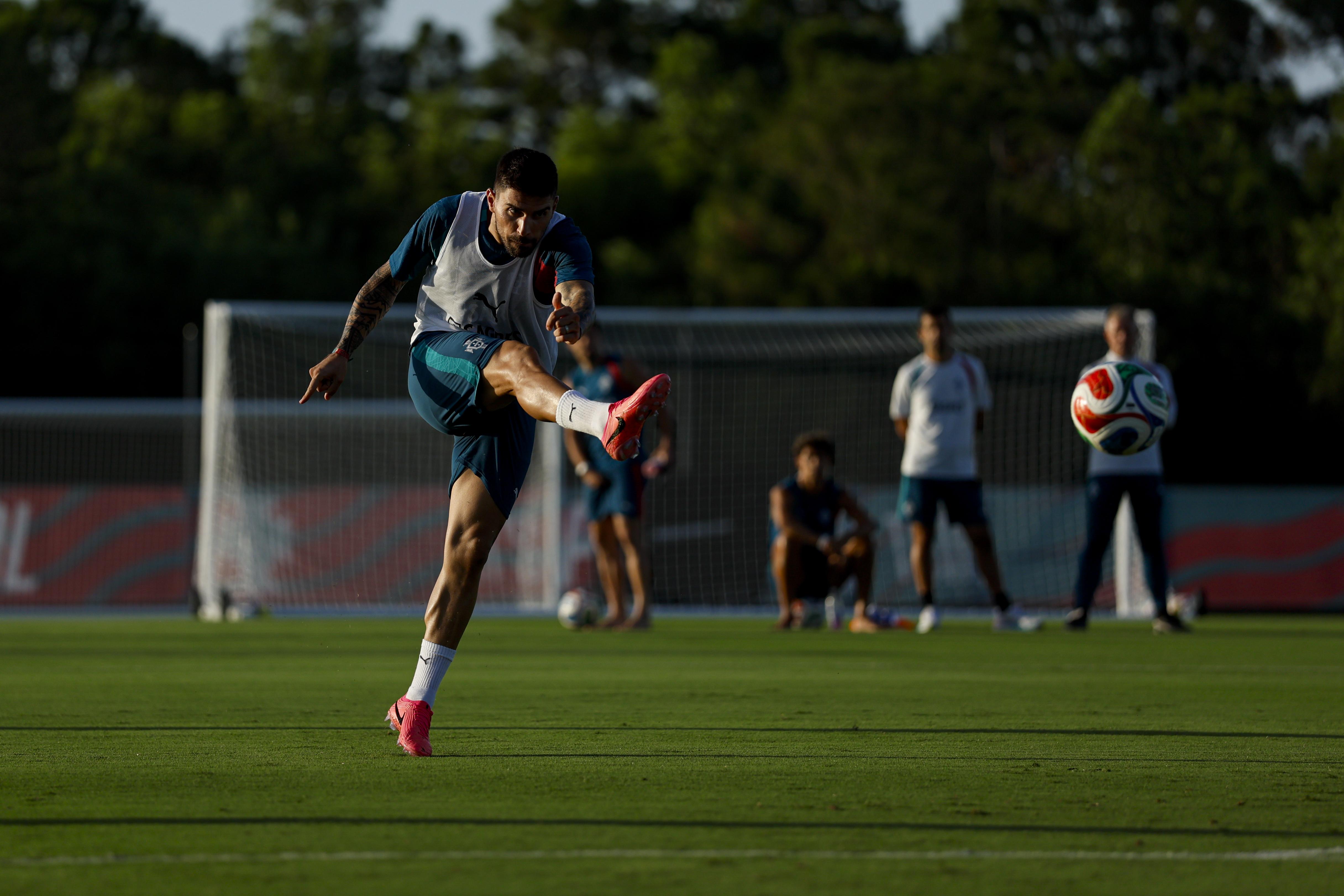 Rúben Neves no treino da Seleção após empate com a Colômbia - Foto: FPF