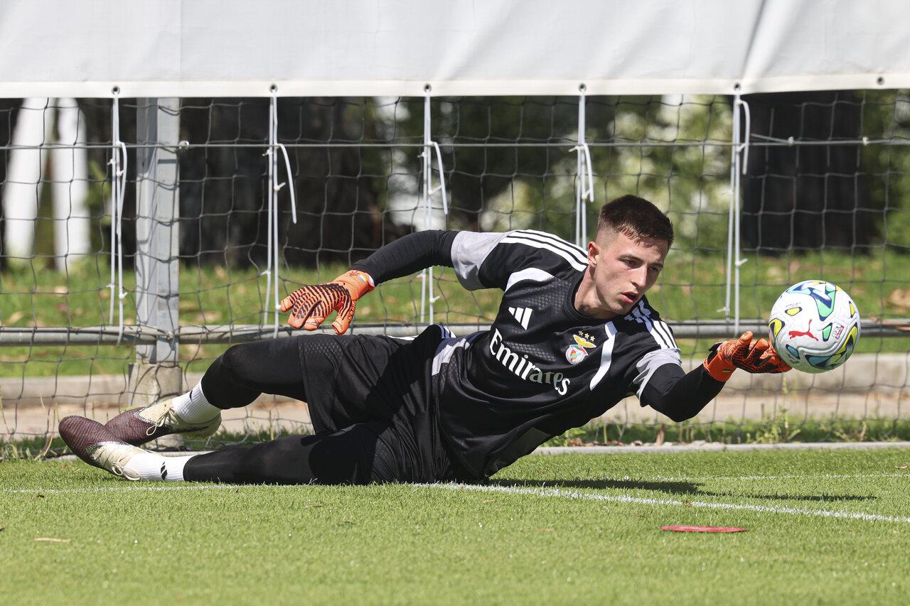 Trubin, número 1 da baliza do Benfica, tem muito mercado e não é garantido que permaneça na Luz - Foto: Benfica