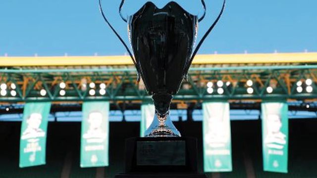 Sporting mostra 'Best Of' da pré-época com Paulinho (não é esse) em destaque