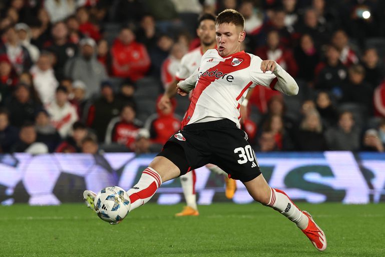 Herói do River Plate faltou ao teste de geografia para se concentrar no dérbi
