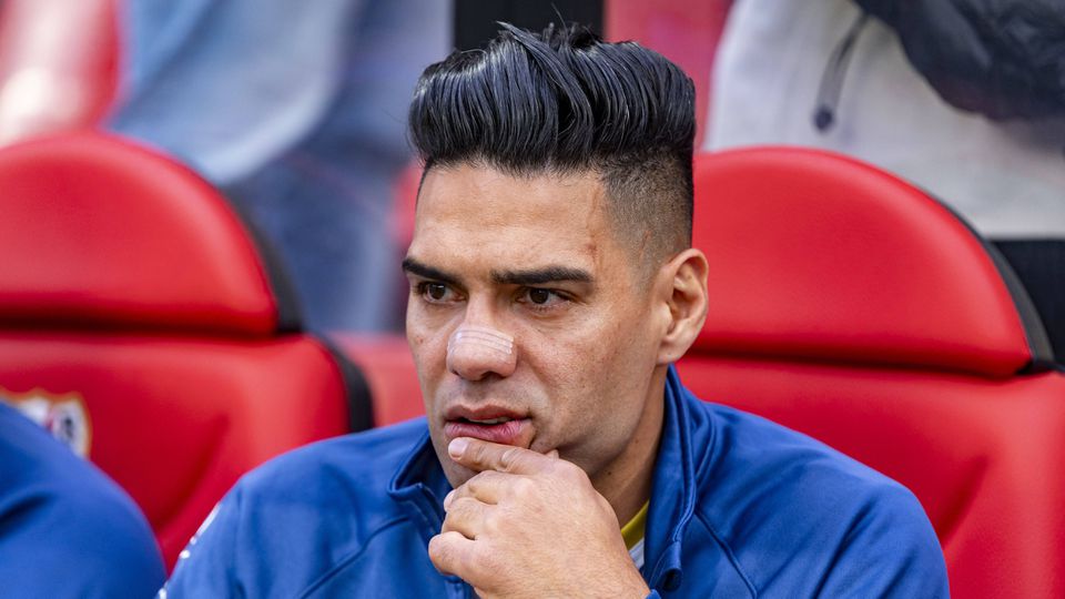 Família de Radamel Falcao envenenada e internada