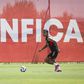Richard Ríos no treino do Benfica (SL Benfica)