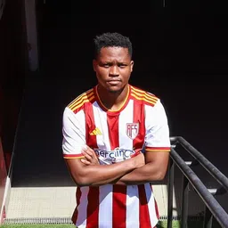 Kodisang chegou, lesionou-se e falha arranque do Aves SAD na Liga