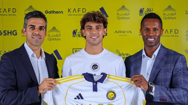 João Félix promete «espalhar alegria»