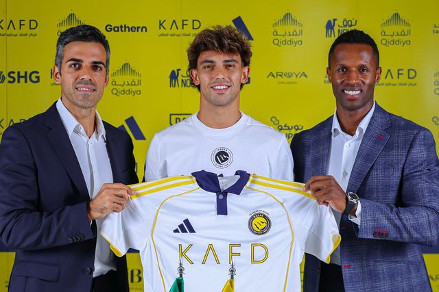 João Félix promete «espalhar alegria»