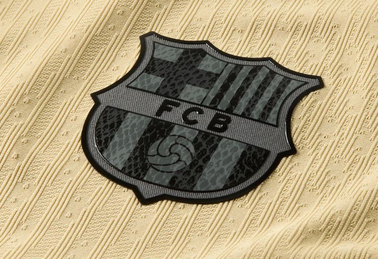 A camisola do Barcelona inspirada em Kobe Bryant