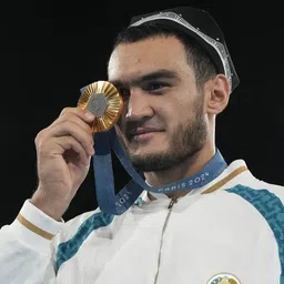 Campeão olímpico suspenso por doping