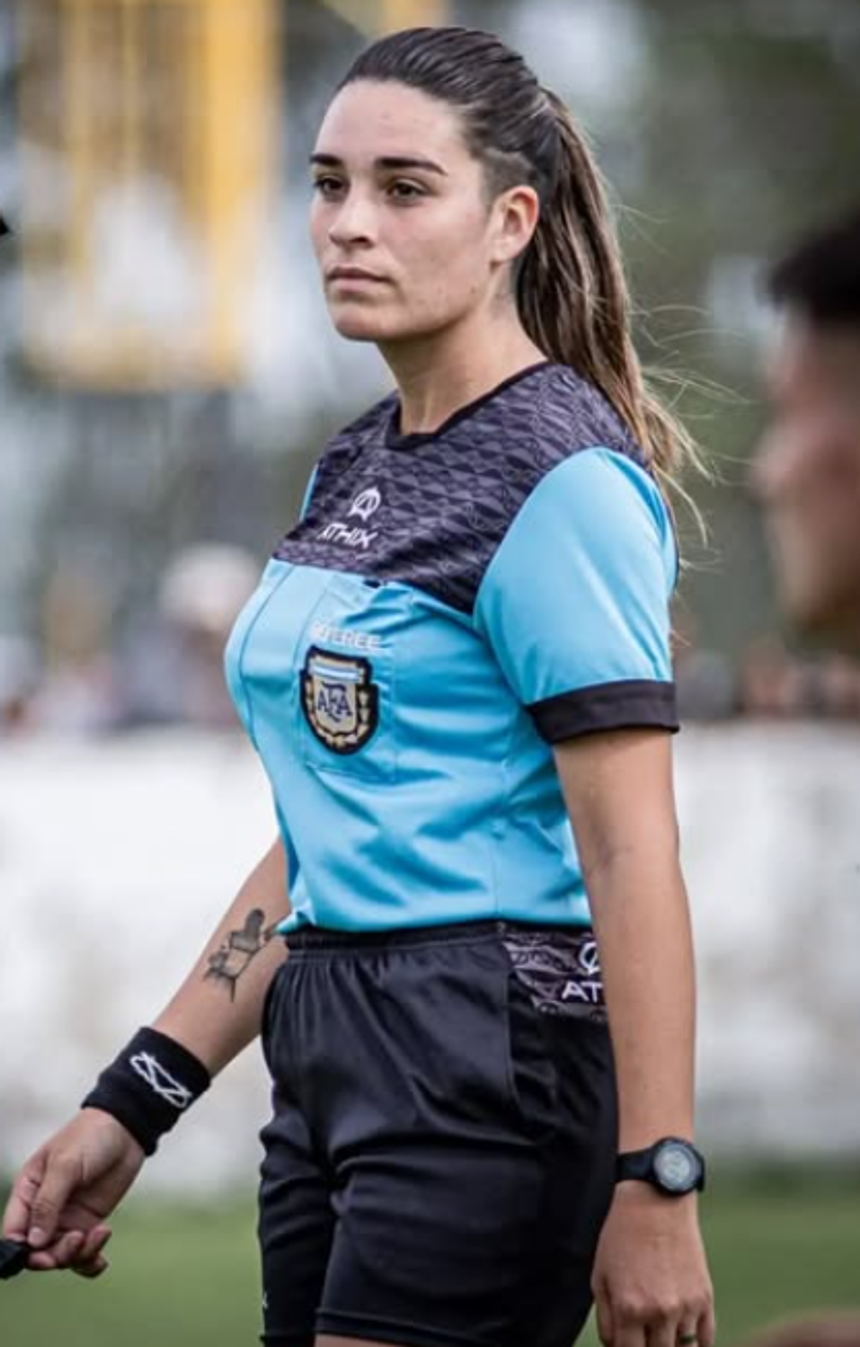 Morre a árbitra Maite Otaegui em trágico acidente de viação Foto:  La Voz Deportiva (Facebook)