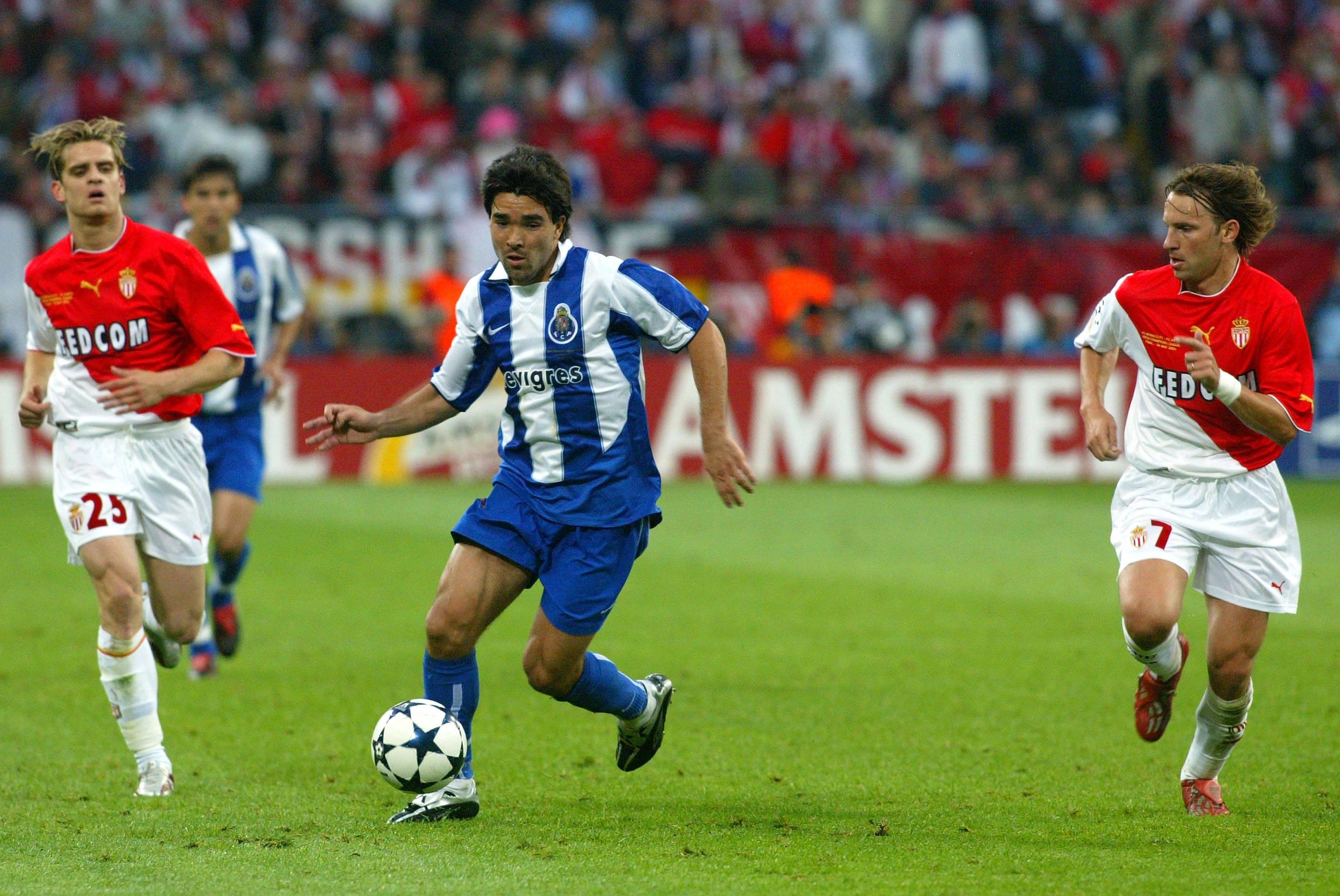 Conhecido no mundo do futebol (e não só) por Deco, o internacional português, que venceu a Champions por FC Porto e Barcelona, chama-se, na verdade, Anderson Luiz de Souza