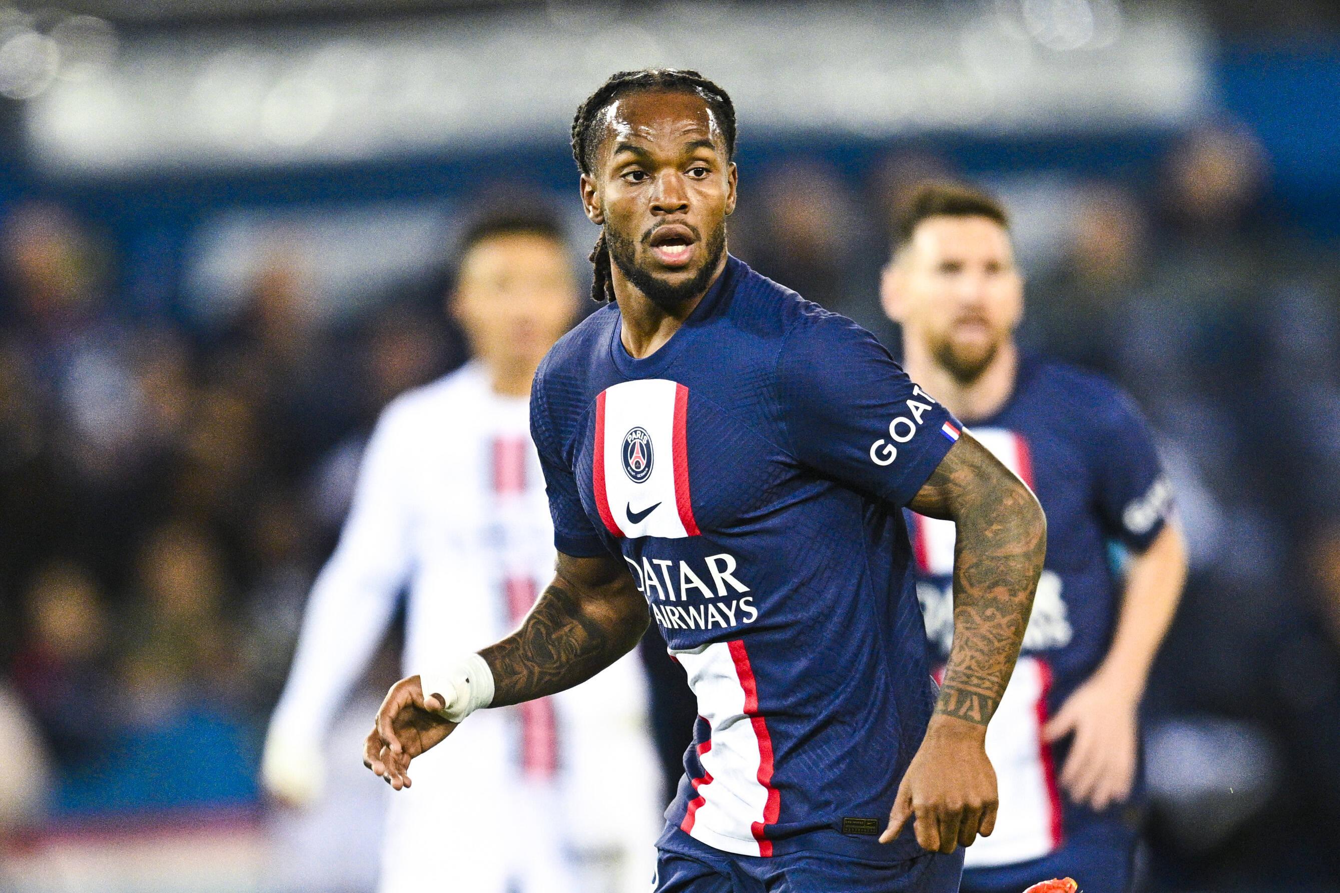 Renato Sanches só esteve uma época na equipa principal do PSG (IMAGO)