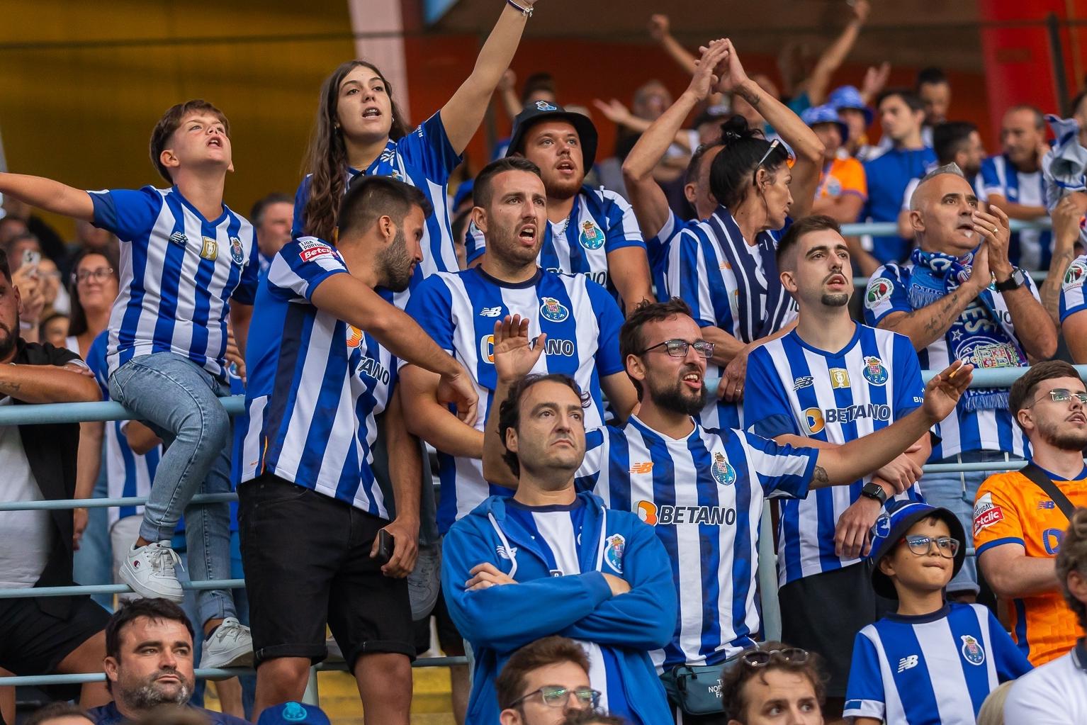 Adeptos portistas com direito a mais bilhetes - Foto: FC Porto