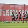 Marco Silva já conta com o regresso dos últimos 'mundialistas', Schjelderup, Aursnes, Ríos e Lukebakio - Foto: Miguel Nunes