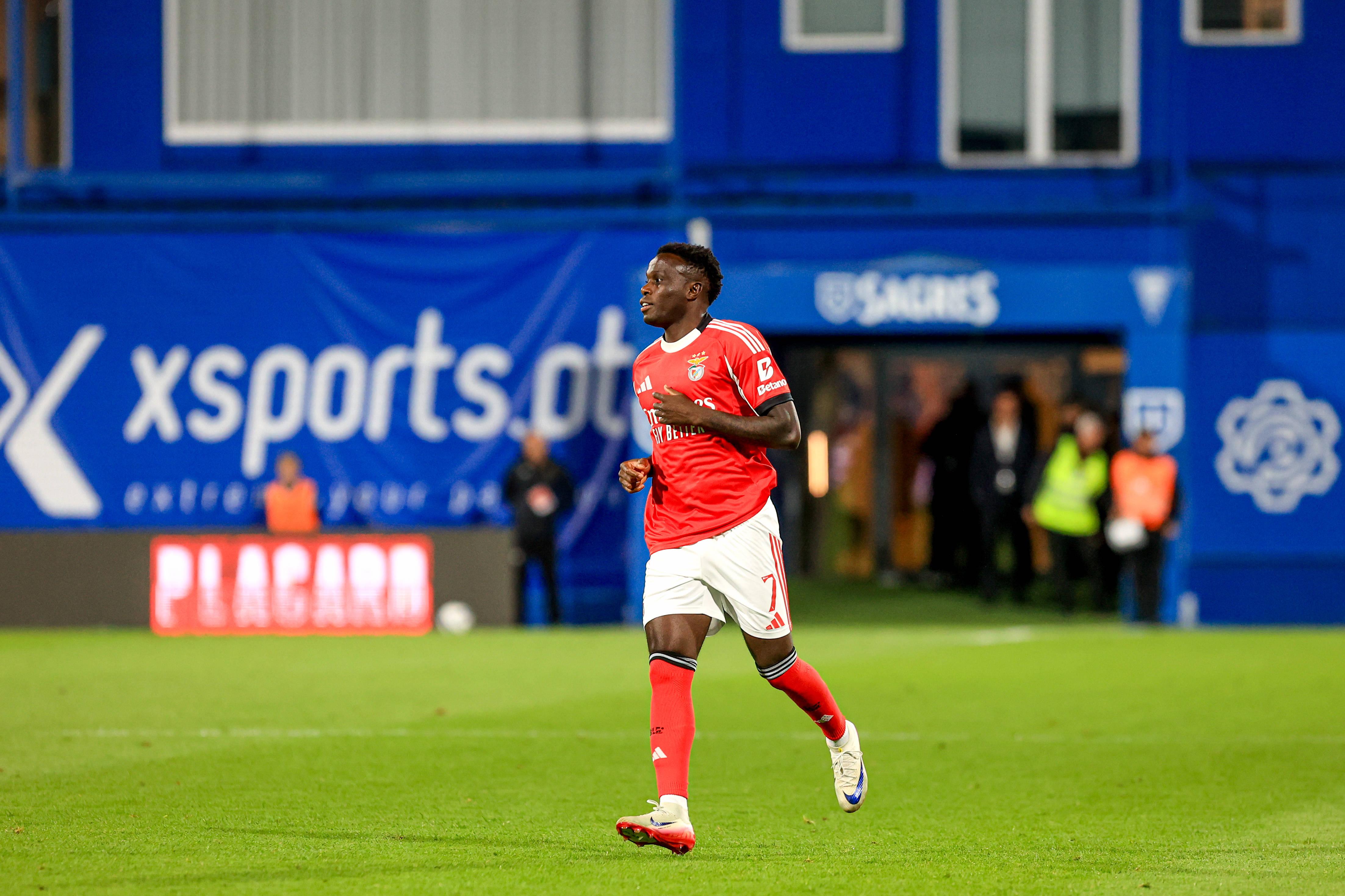 Armindo Tué Na Bangna... é conhecido por Bruma no mundo do futebol