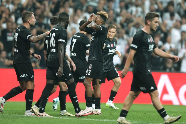 Rafa Silva e Gedson Fernandes em destaque no apuramento do Besiktas