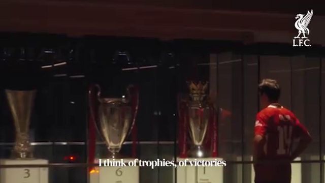 «Forza Liverpool»: Chiesa apresentado em italiano