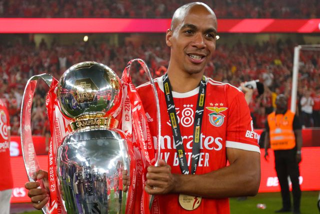 «João Mário tinha a porta praticamente fechada no Benfica»