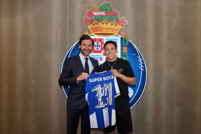 Villas-Boas sobre a renovação de Pepê: «Tem dado muito ao FC Porto»