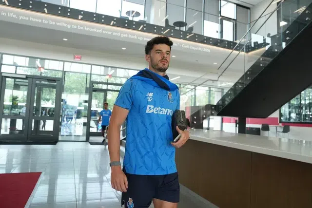 Mercado FC Porto: Zé Pedro a caminho de Itália