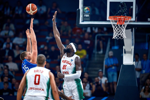 Eurobasket: Portugal ainda assusta a Sérvia com exibição monumental!
