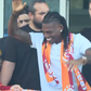 Rafael Leão na chegada à Turquia