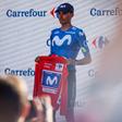 Espanhol Enric Mas, novo líder da geral, não vestiu a camisola vermelha no pódio após a etapa (foto Movistar Team)
